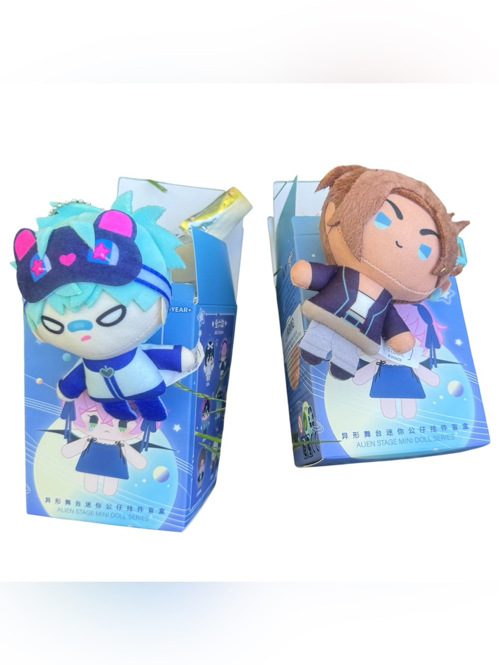 Alien Stage Anime Mini Doll Plush Kawaii Chibi Keychain Charm Till & Hyuna Box